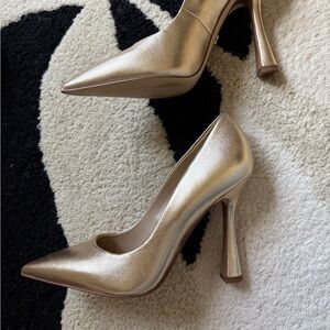 Sam Edelman Gold Pumps Heels